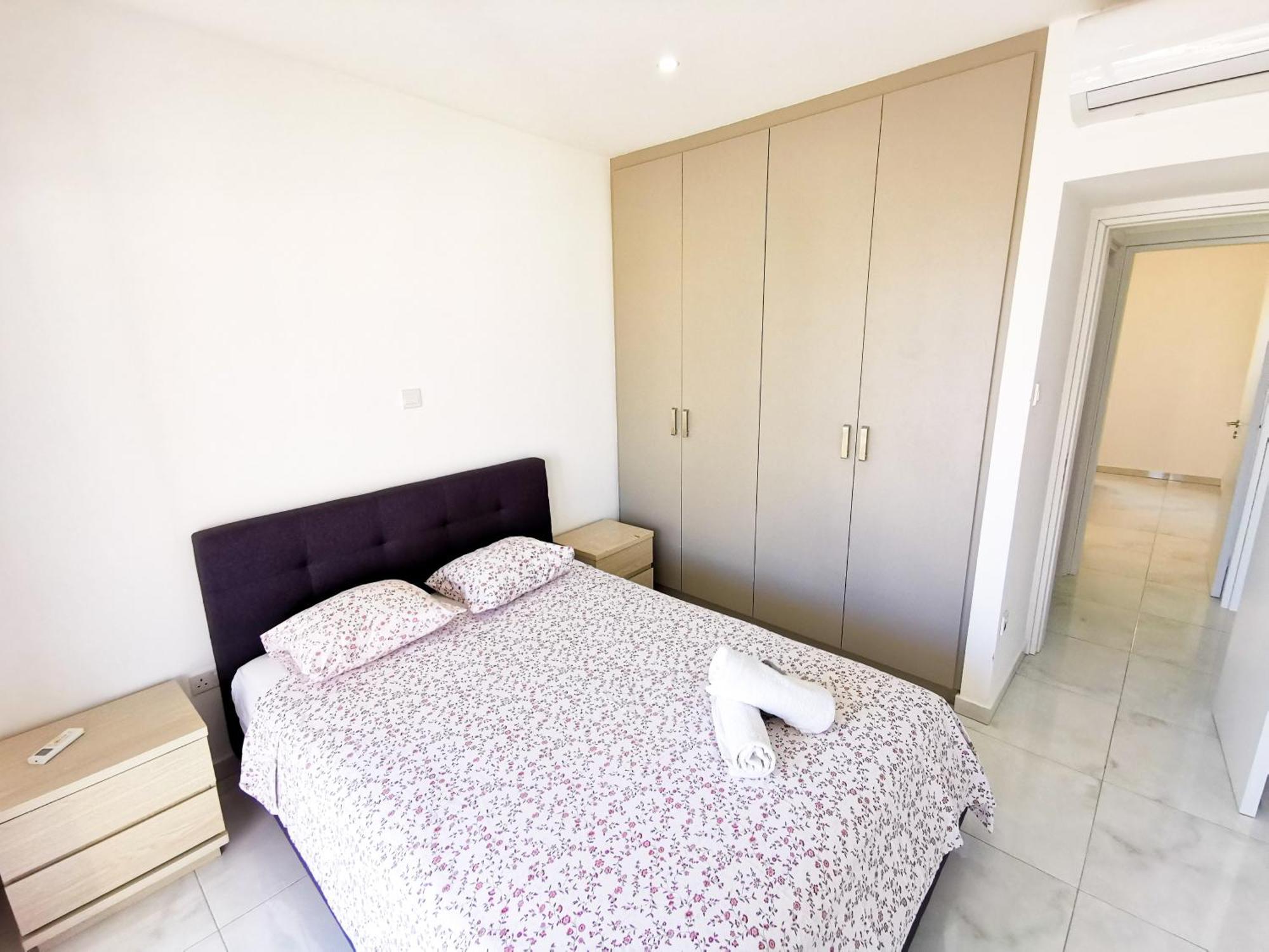 Sunny Daze Seaview Apartment Larnaca Buitenkant foto